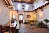 Vacation villa in Tuscany groud floor living dining room